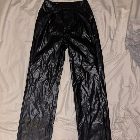 boutique black leather pants - Picture 3 of 3